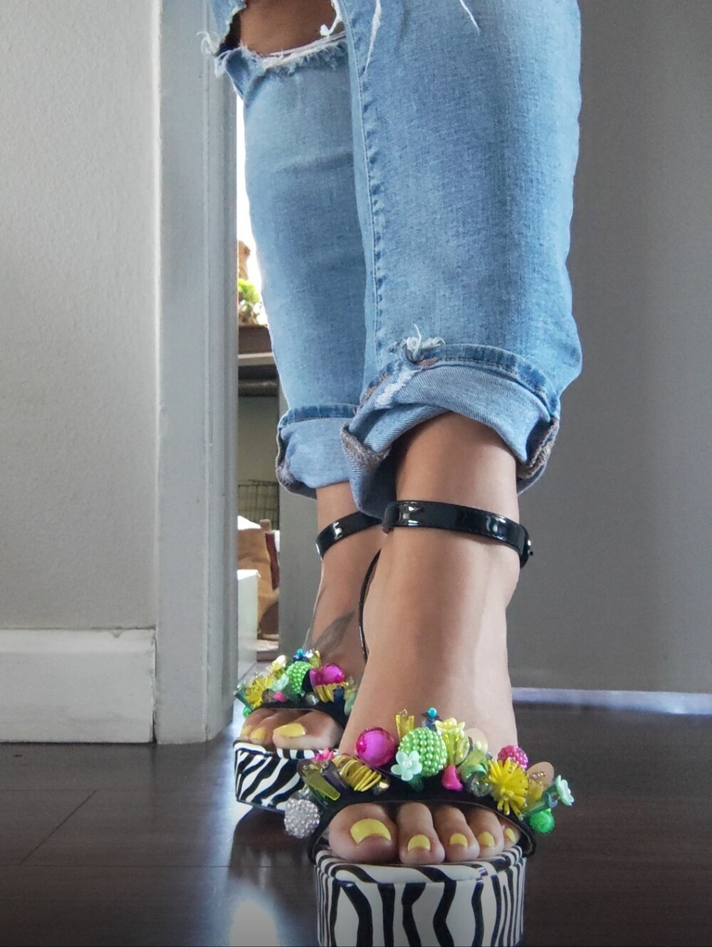 RARE BETsy Johnson Zebra Print Platform Sandals with Colorful 3D Embellishments - Picture 7 of 9